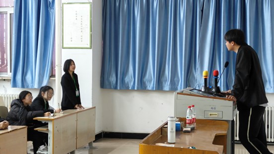 B800